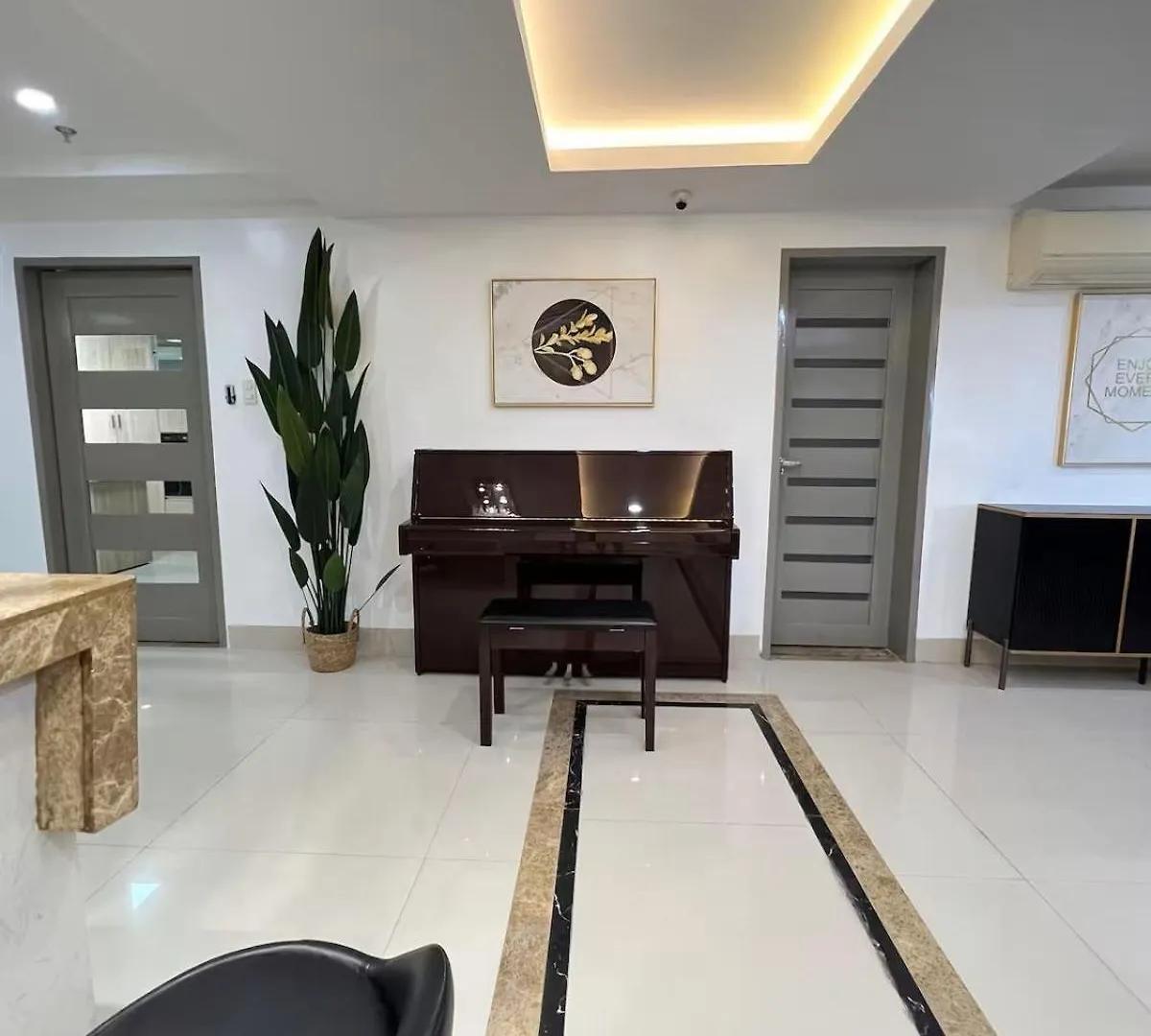 Hotel R&R Entire Rental Unit Manila