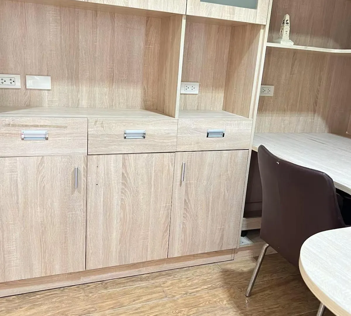 R&R Entire Rental Unit Manila